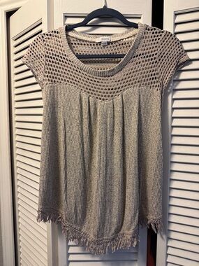 Mauve Open-Knit Fringe Hem Cap-Sleeve Tunic in Beige